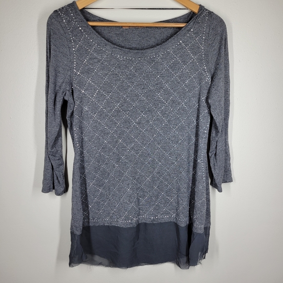 Belldini Tops - Belldini Gray Silver Studded Bling Top 3/4 Sleeves Sheer Raw Hem Small